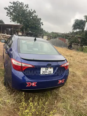 Toyota Corolla LE Eco 4dr Sedan (1.8L 4cyl CVT) 2016 Blue