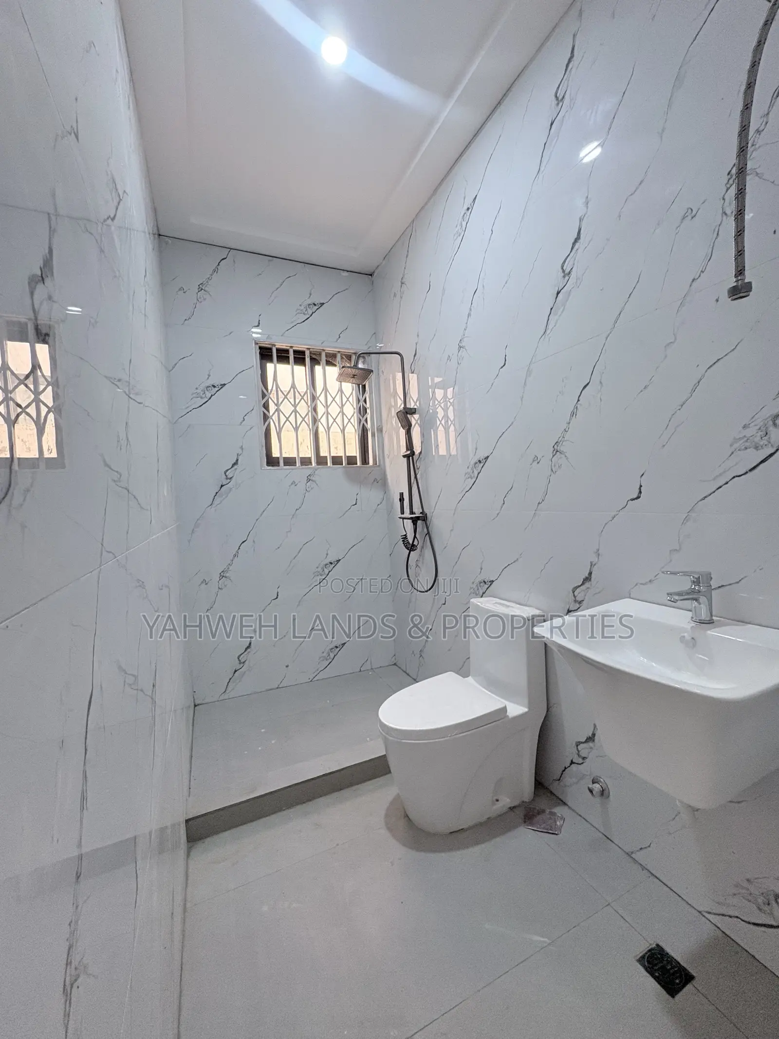 3bdrm House in Volta Estate, Spintex for sale
