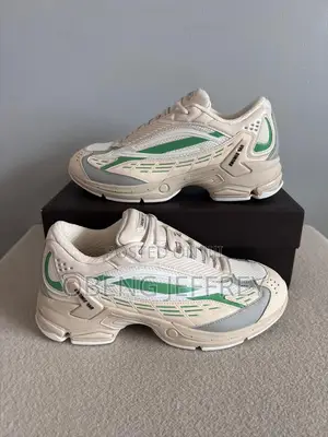 Original RAF SIMONS Ultrasceptre Cream