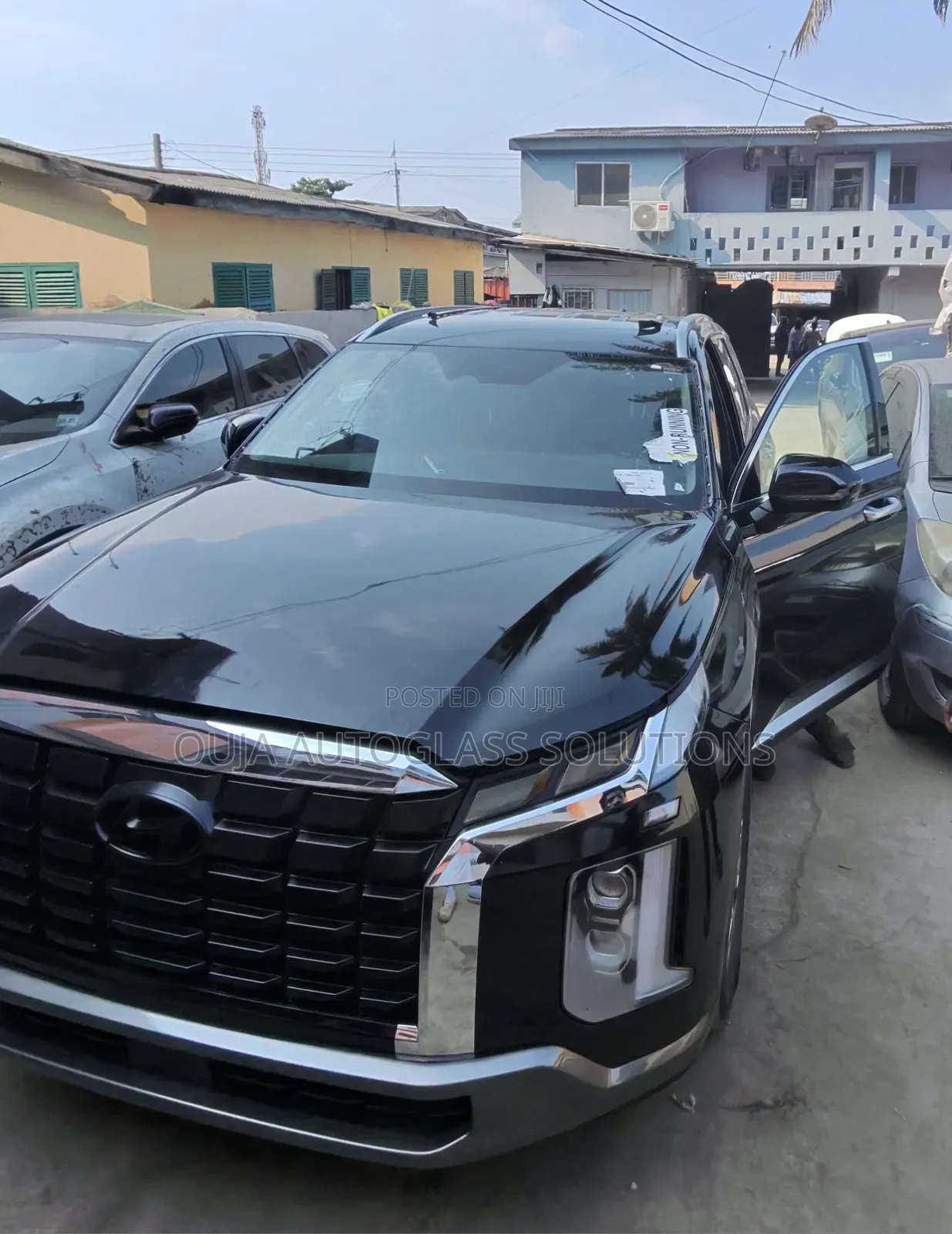 2023 Hyundai Palisade Windscreen Available
