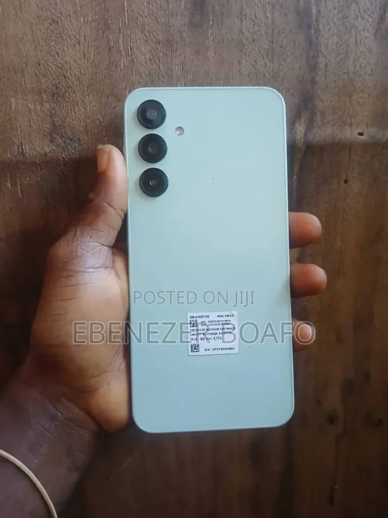 Samsung Galaxy A16 256 GB Gold