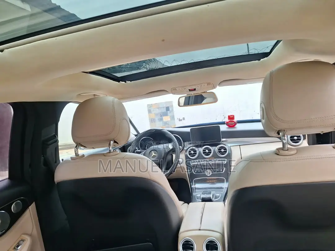 Mercedes-Benz C300 2015 Black