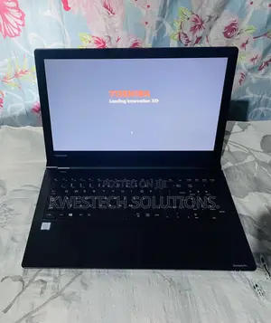 Laptop Toshiba Satellite Pro P300 4GB Intel Core i3 SSD 128GB