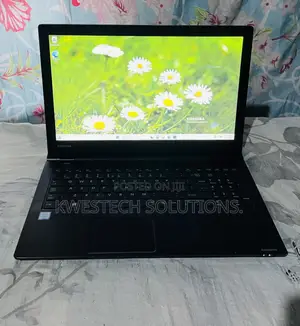 Laptop Toshiba Satellite Pro P300 4GB Intel Core i3 SSD 128GB