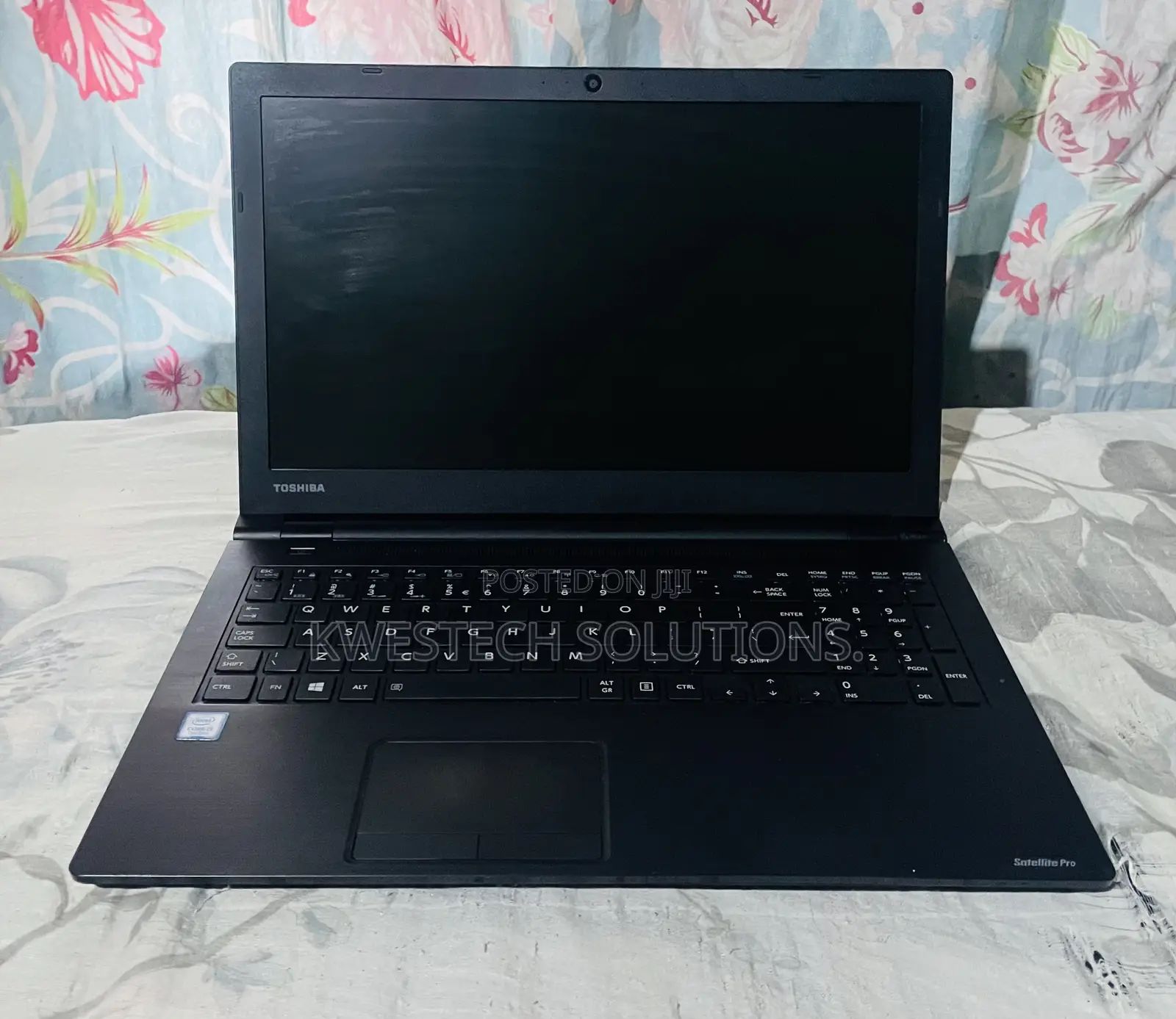 Laptop Toshiba Satellite Pro P300 4GB Intel Core i3 SSD 128GB