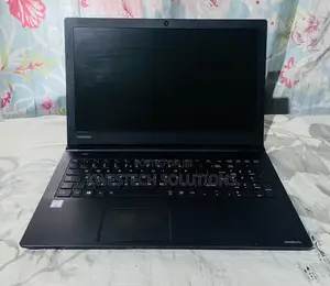 Laptop Toshiba Satellite Pro P300 4GB Intel Core i3 SSD 128GB
