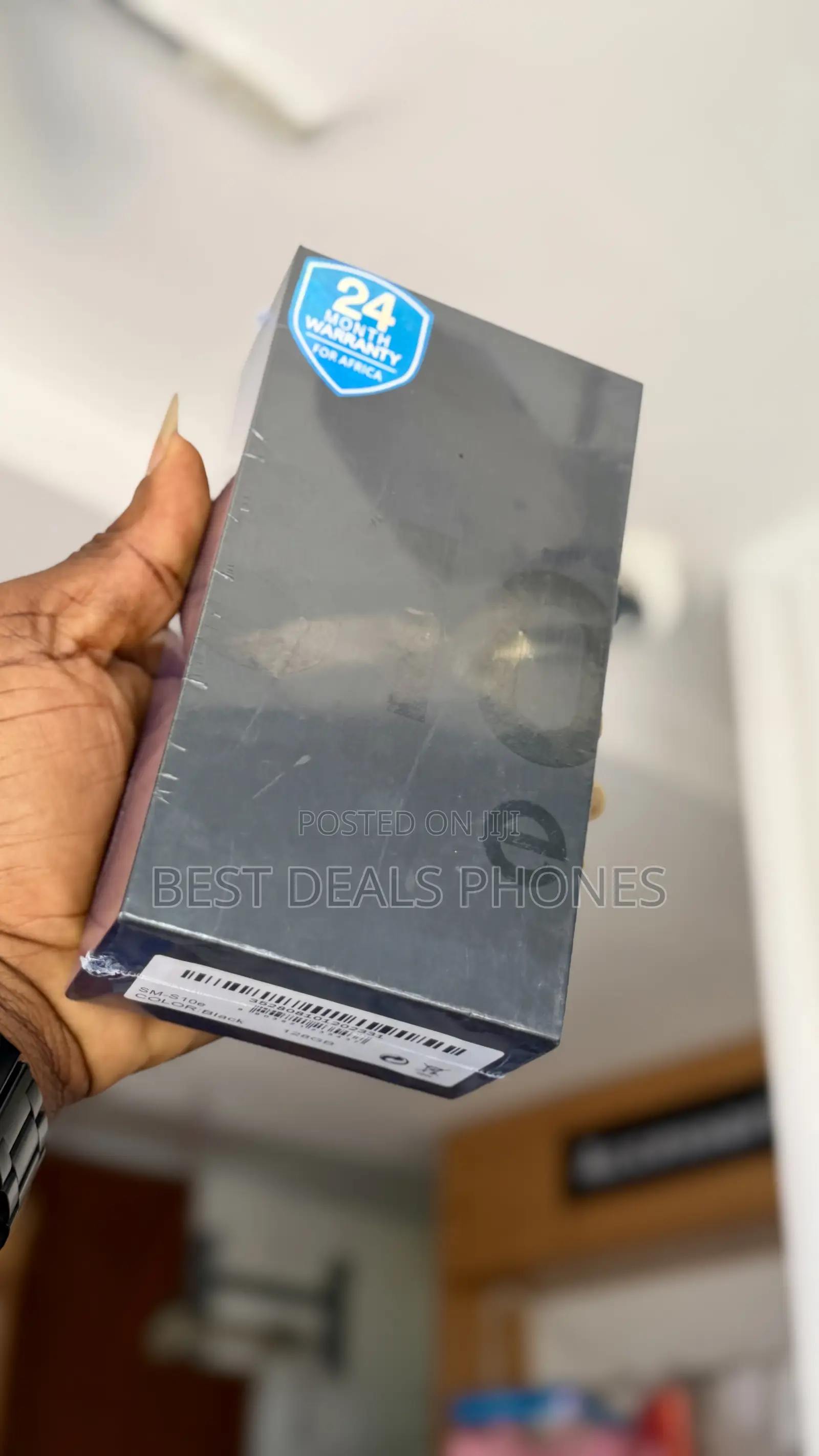 New Samsung Galaxy S10e 128 GB Blue