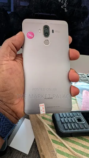 New Huawei Mate 9 128 GB Gray