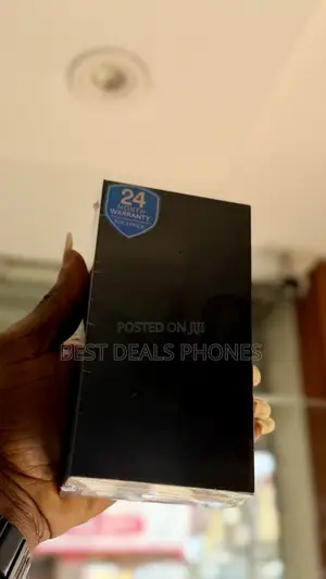 New Samsung Galaxy S10e 128 GB Silver