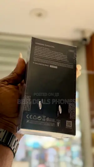 New Samsung Galaxy S10e 128 GB Silver