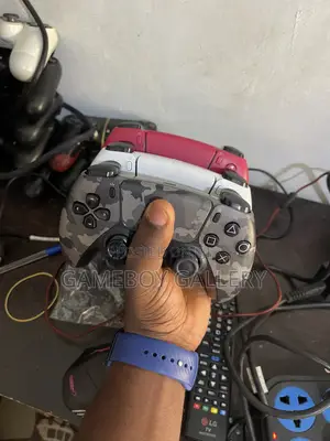 PS5 Controllers