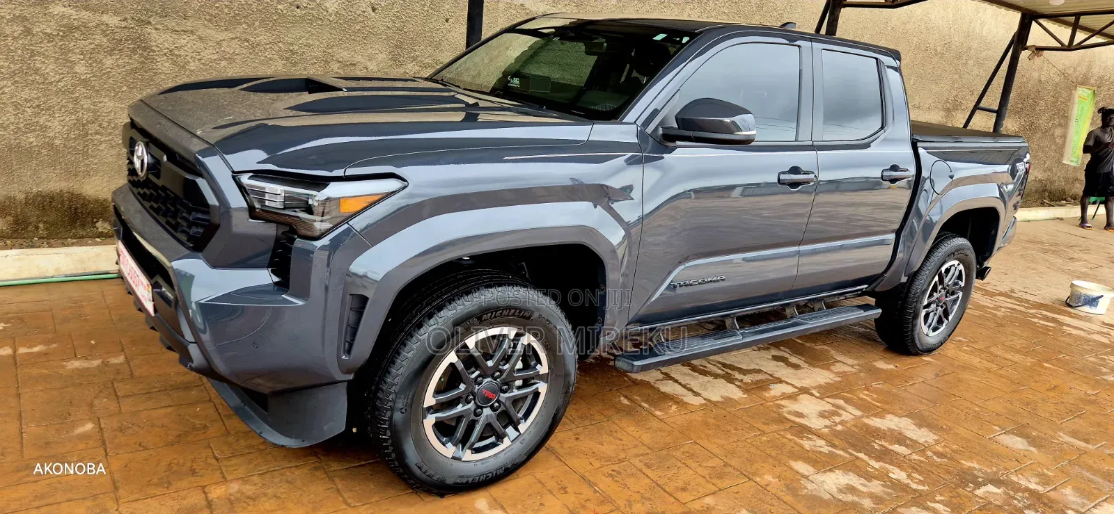 Toyota Tacoma 2024 Gray