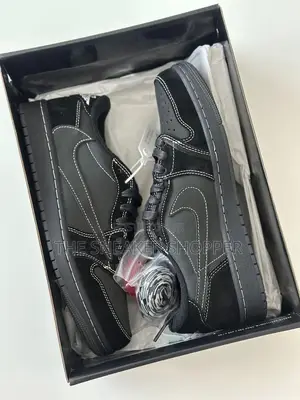Air Jordan 1 Retro Low OG SP Travis Scott "Black Phantom"