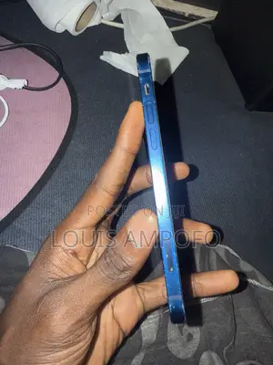 Apple iPhone 12 64 GB Blue