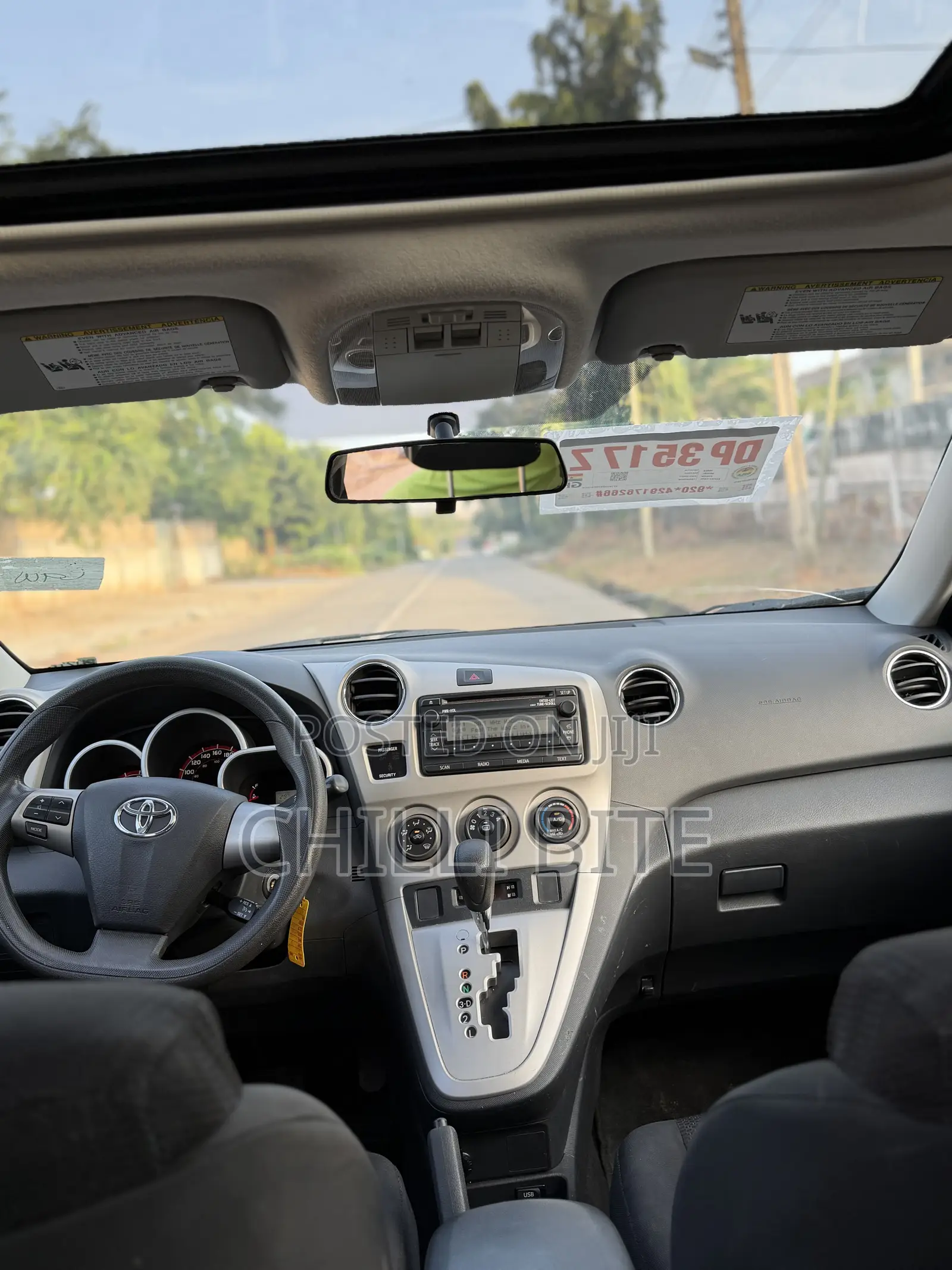 Toyota Matrix L Hatchback FWD (1.8L 4cyl 5A) 2013 Gray