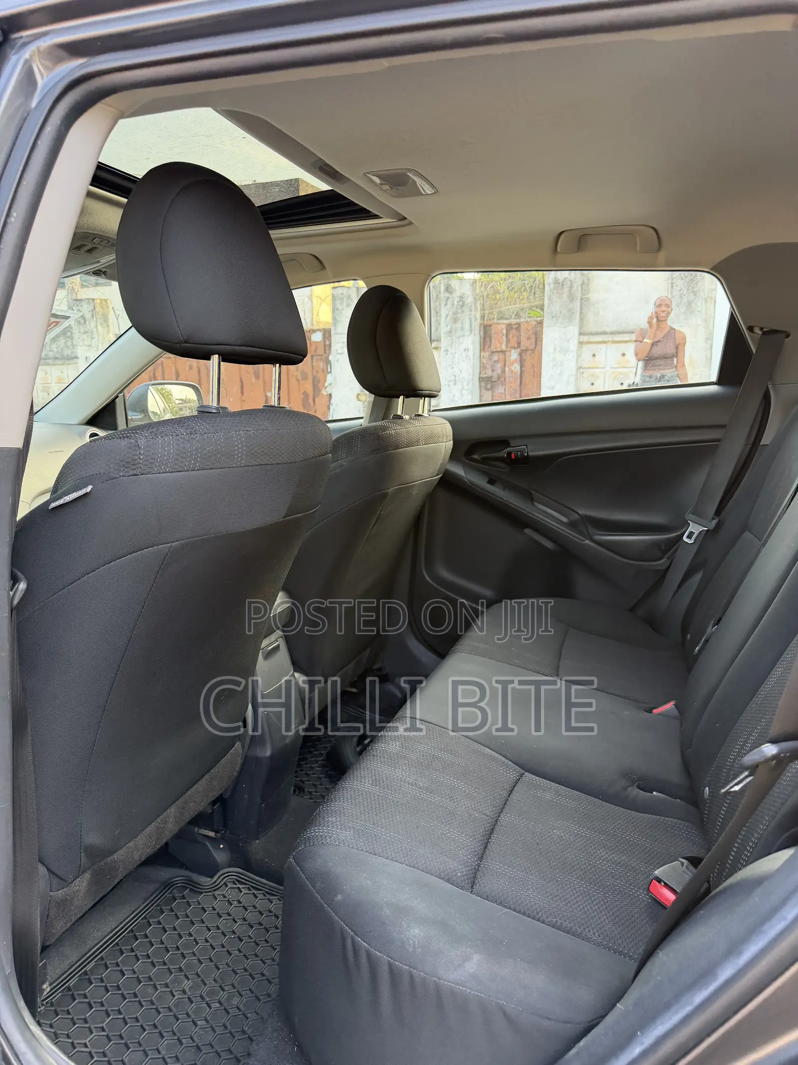 Toyota Matrix L Hatchback FWD (1.8L 4cyl 5A) 2013 Gray
