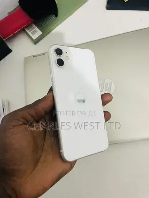 Apple iPhone 11 64 GB White