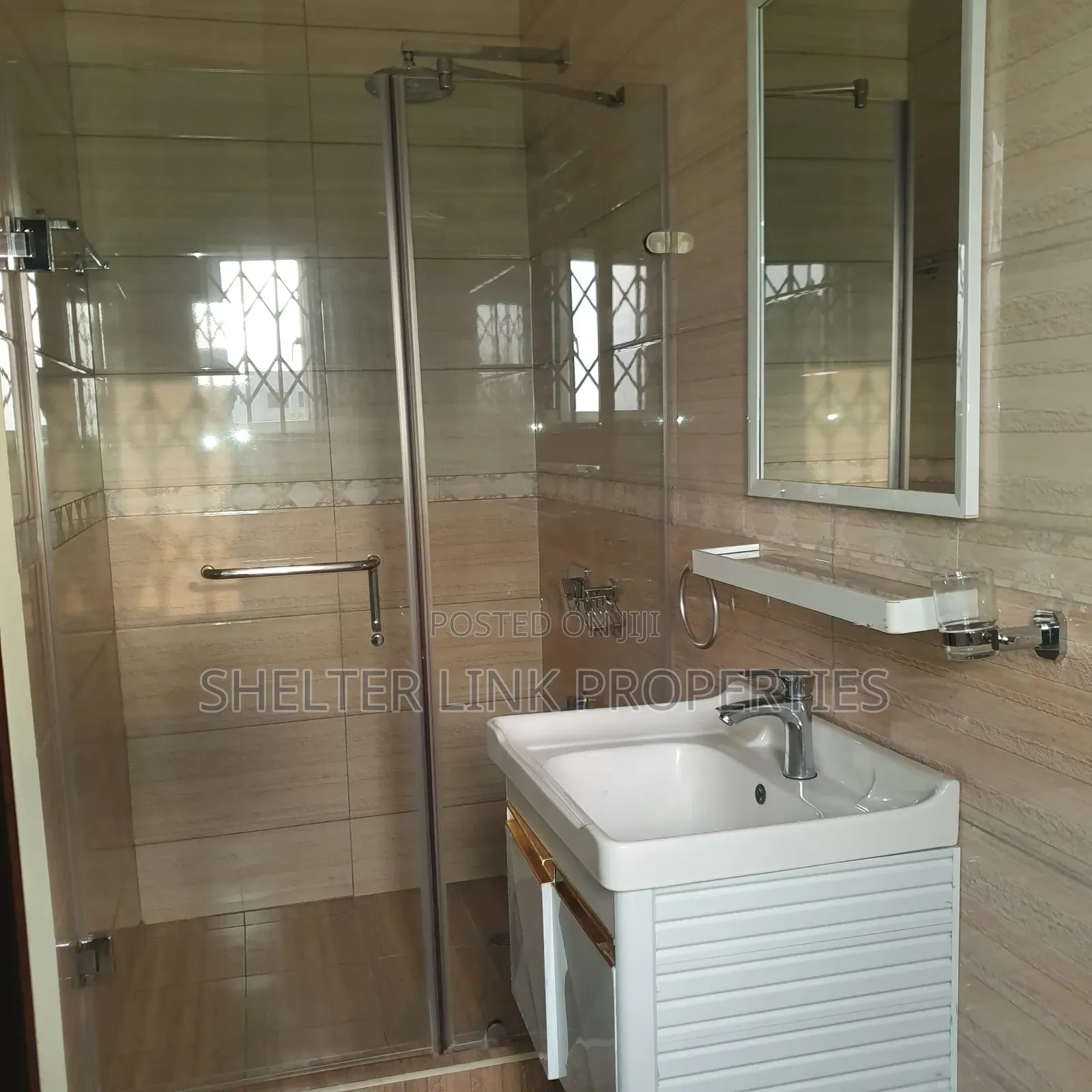2bdrm Apartment in Sout Odorkor Estate, Dansoman for rent