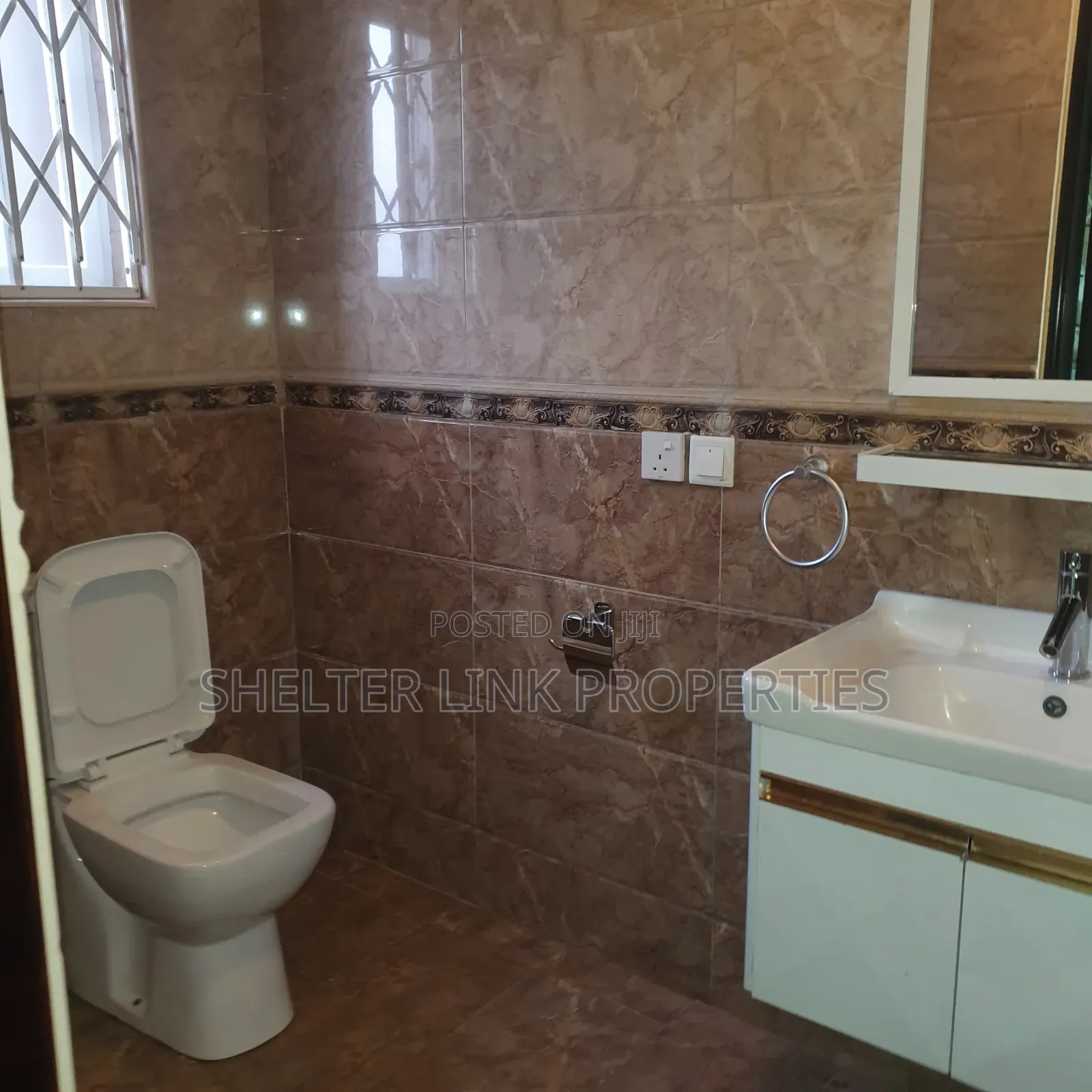 2bdrm Apartment in Sout Odorkor Estate, Dansoman for rent