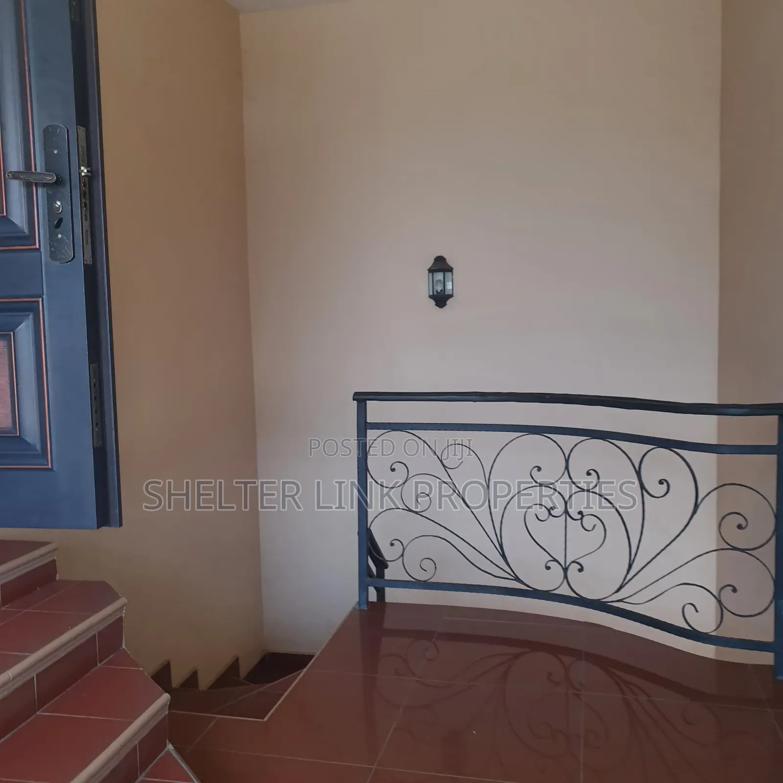 2bdrm Apartment in Sout Odorkor Estate, Dansoman for rent
