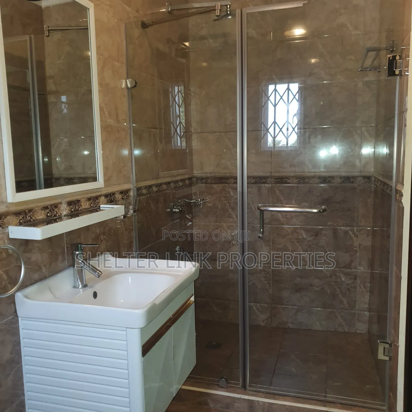 2bdrm Apartment in Sout Odorkor Estate, Dansoman for rent