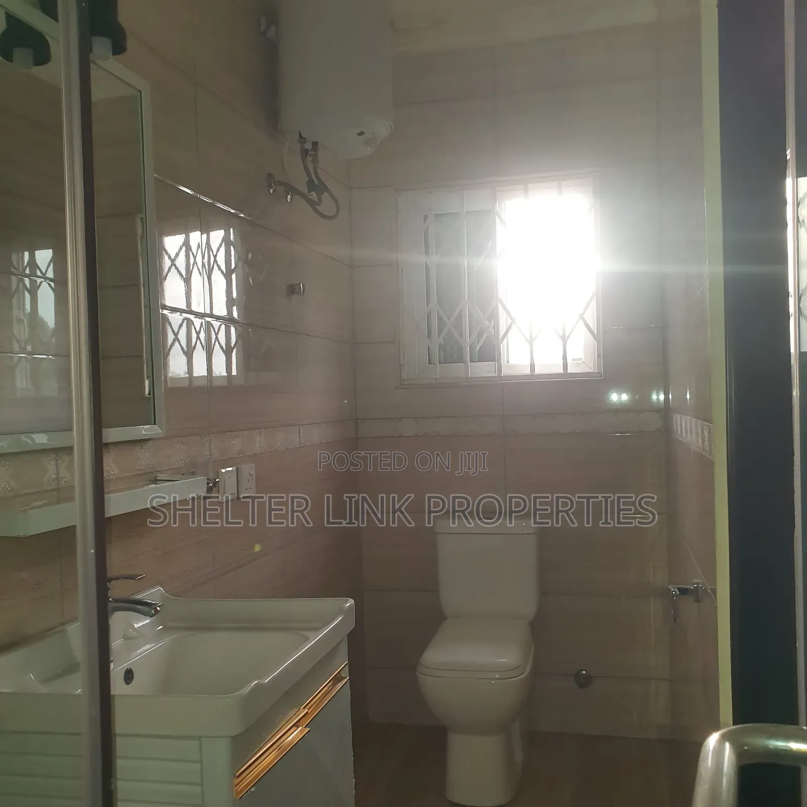 2bdrm Apartment in Sout Odorkor Estate, Dansoman for rent