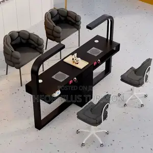 Smart Nail Technician Table