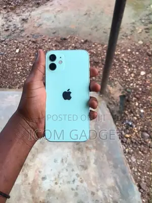 Apple iPhone 12 64 GB Purple