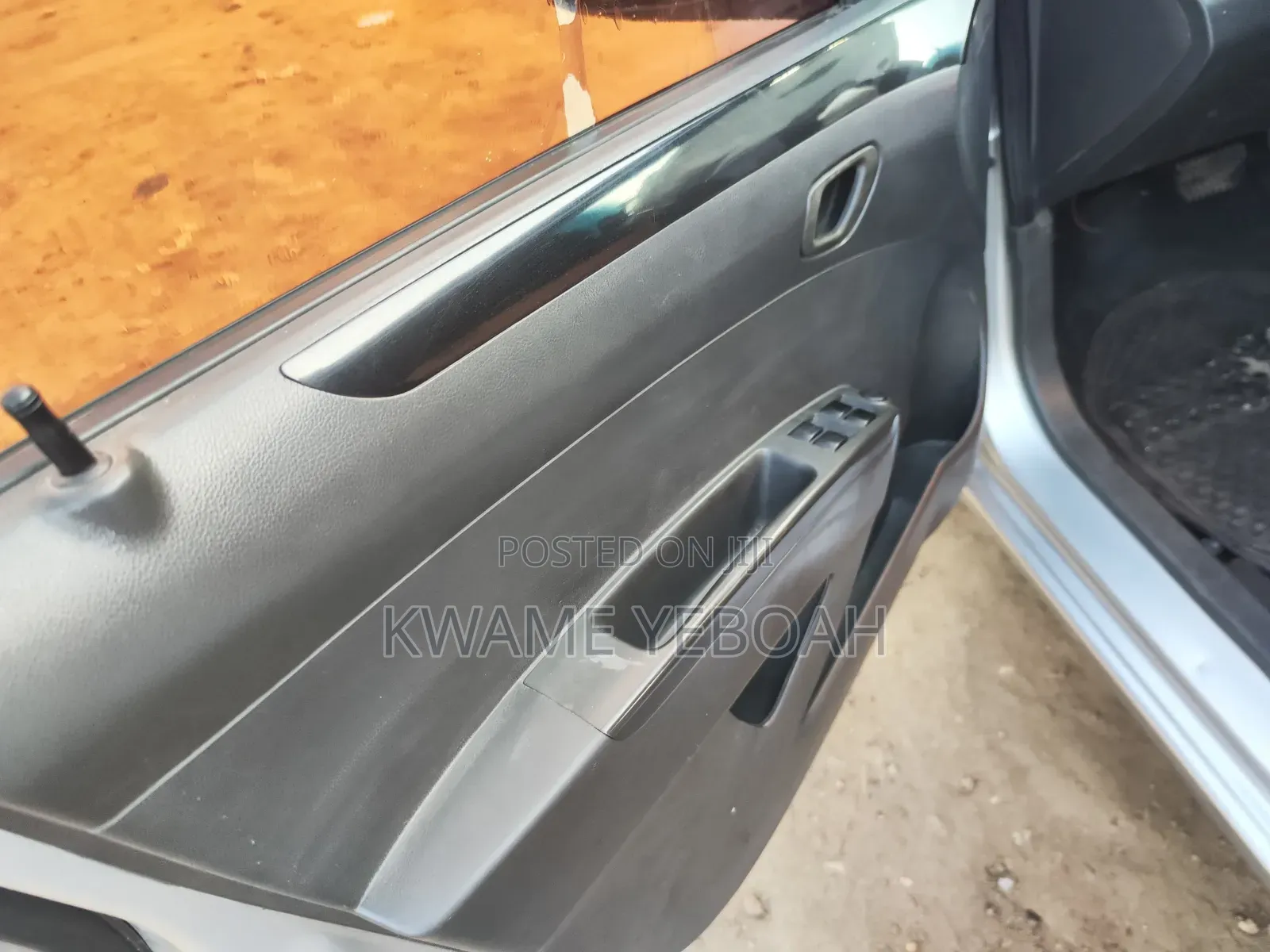 Chevrolet Spark LT 2012 Silver