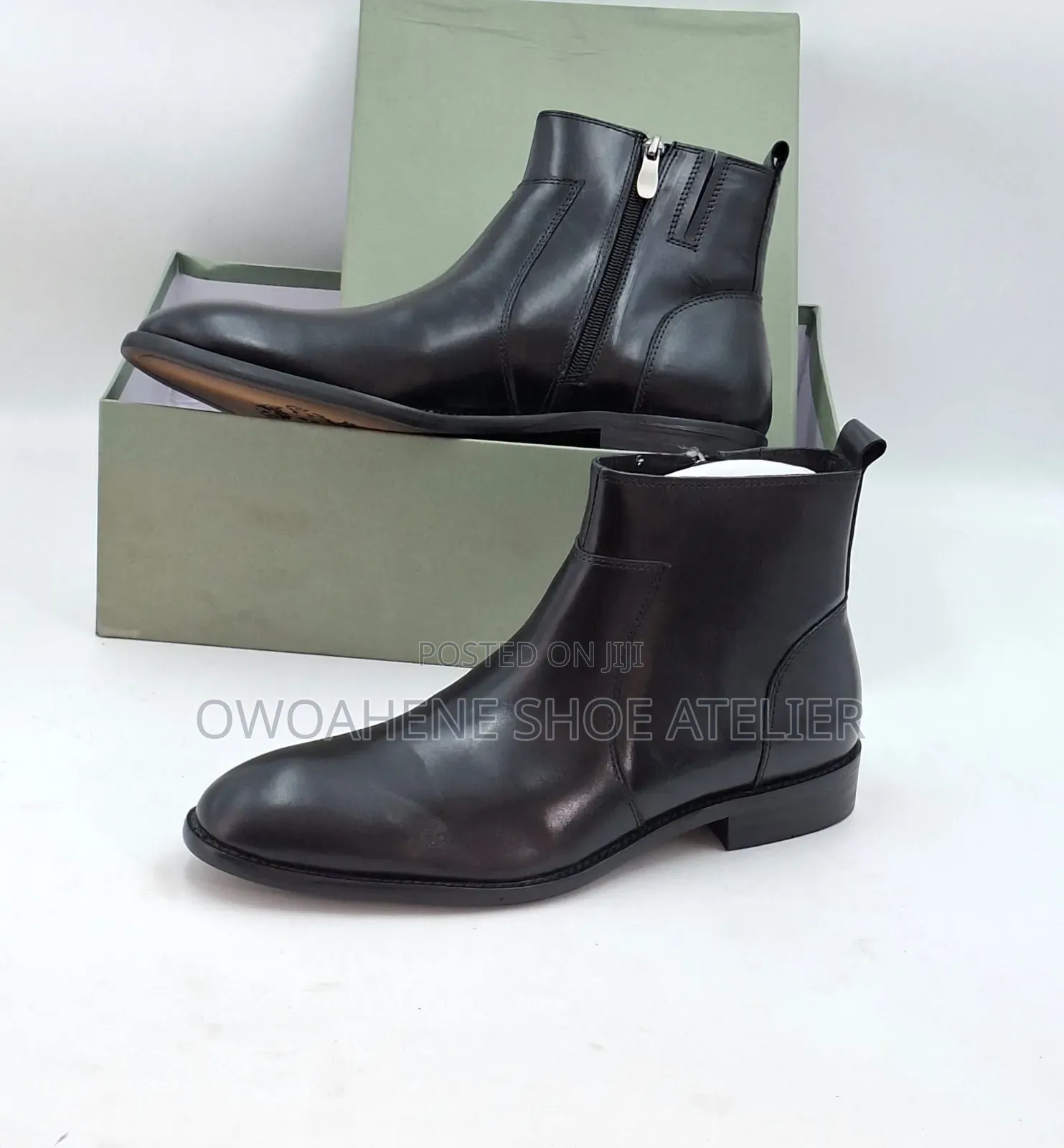 Men's Black Leather Dress Boots Featuring a Sleek Side-Zip Fastening.
