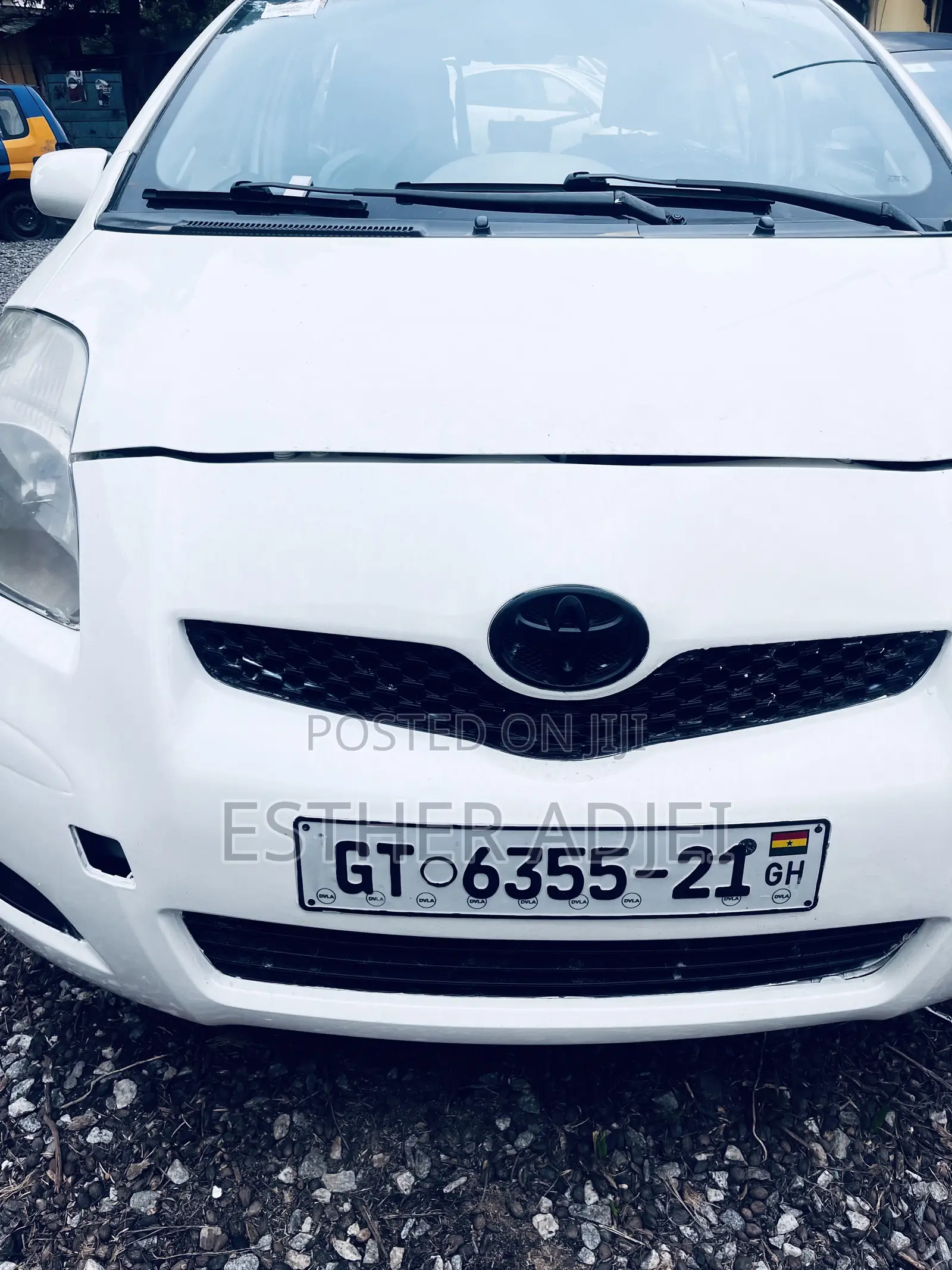 Toyota Yaris Base Hatchback 3dr 2010 White