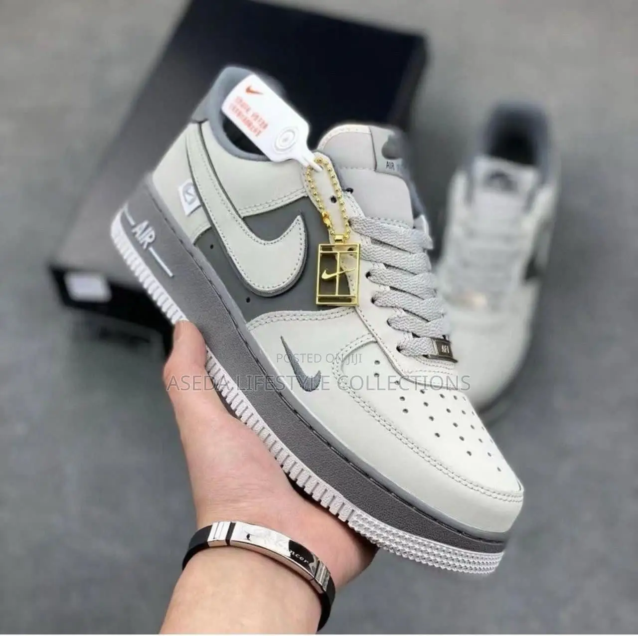 Air Force One (1) Sneakers