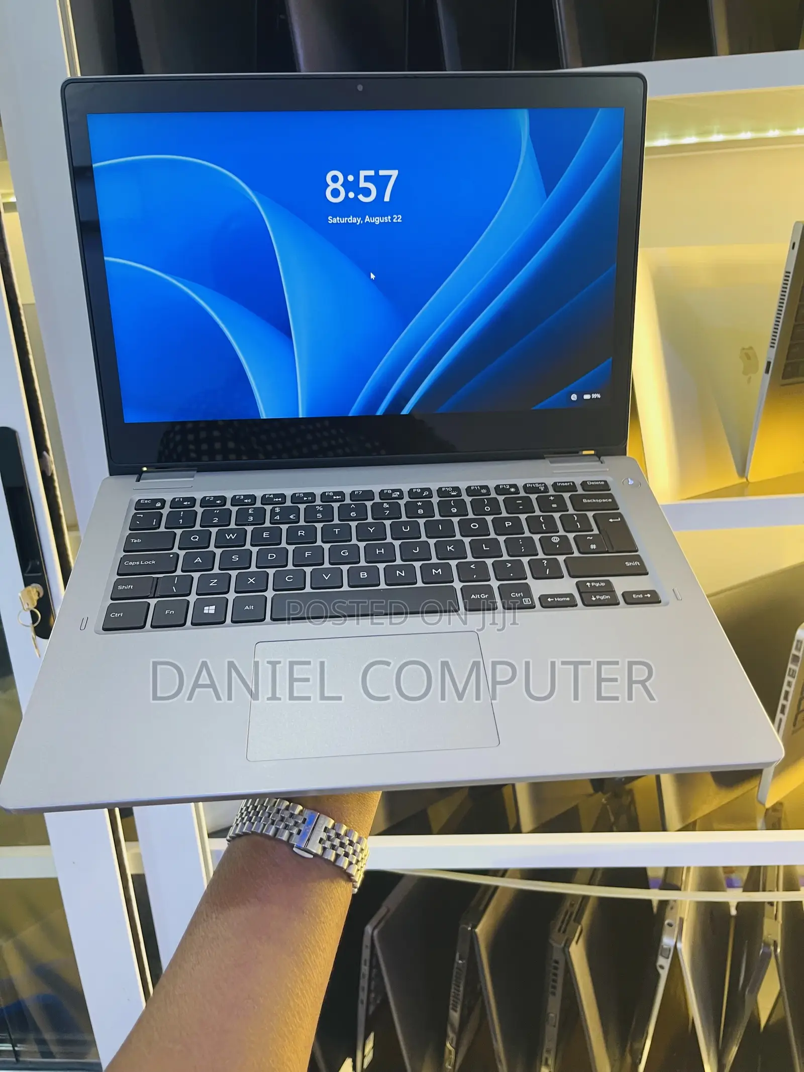 Laptop Dell Latitude 3310 2-in-1 8GB Intel Core i5 SSD 256GB
