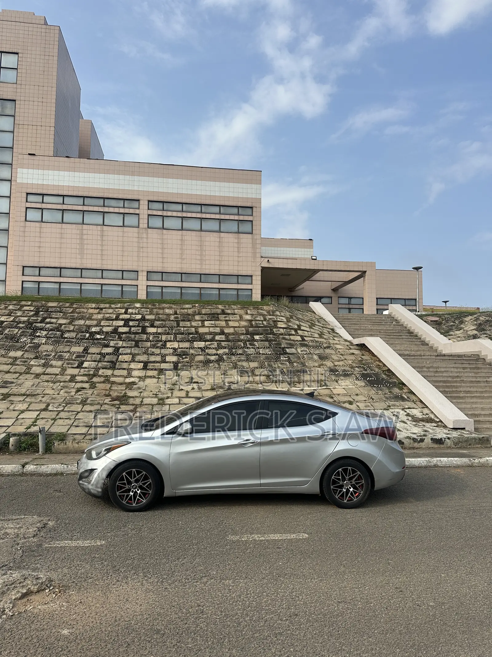 Hyundai Elantra SE 4dr Sedan (1.8L 4cyl 6A) 2015 Silver