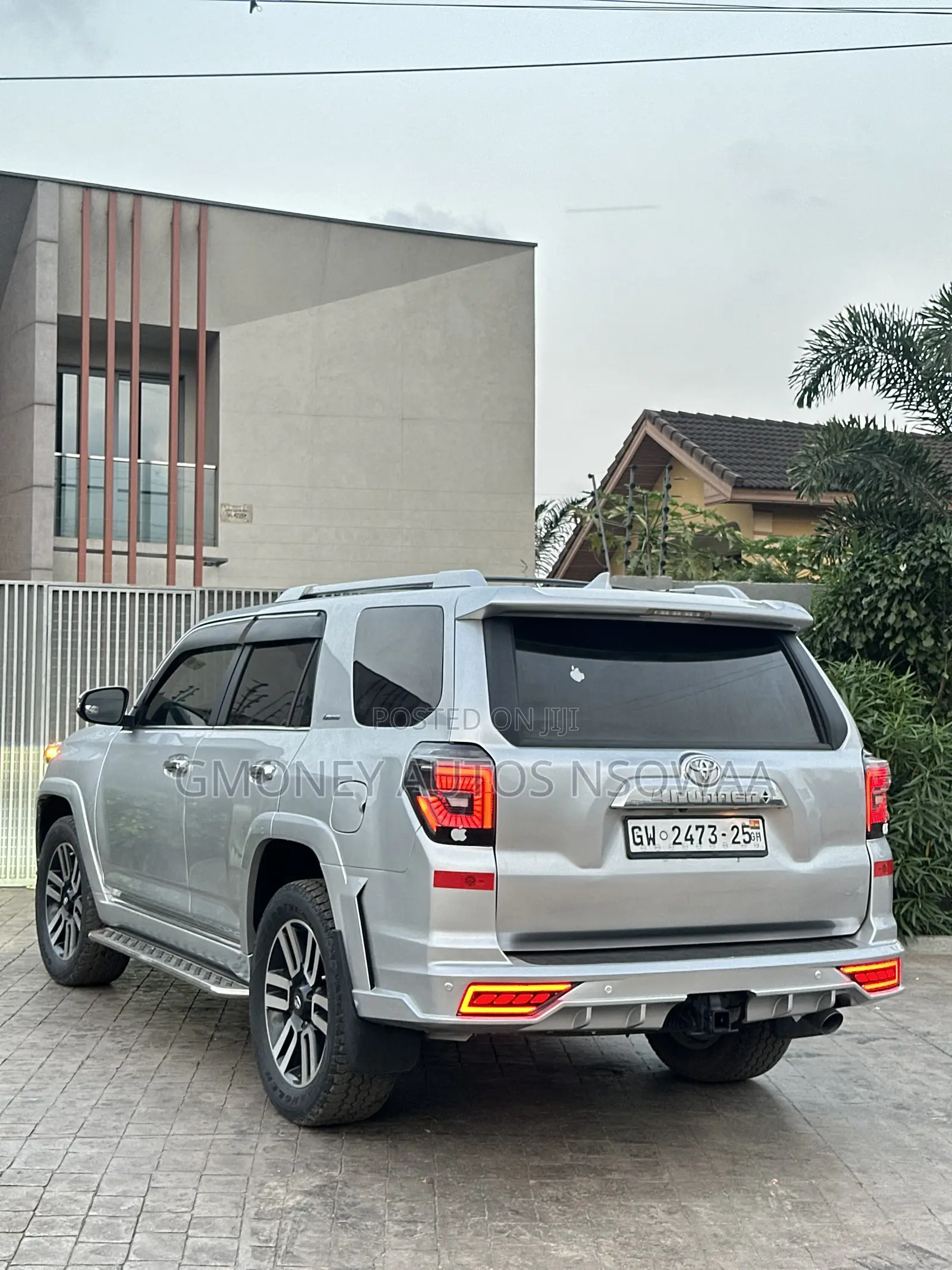 Toyota 4-Runner Limited 2021 Silver