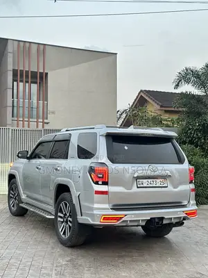 Toyota 4-Runner Limited 2021 Silver