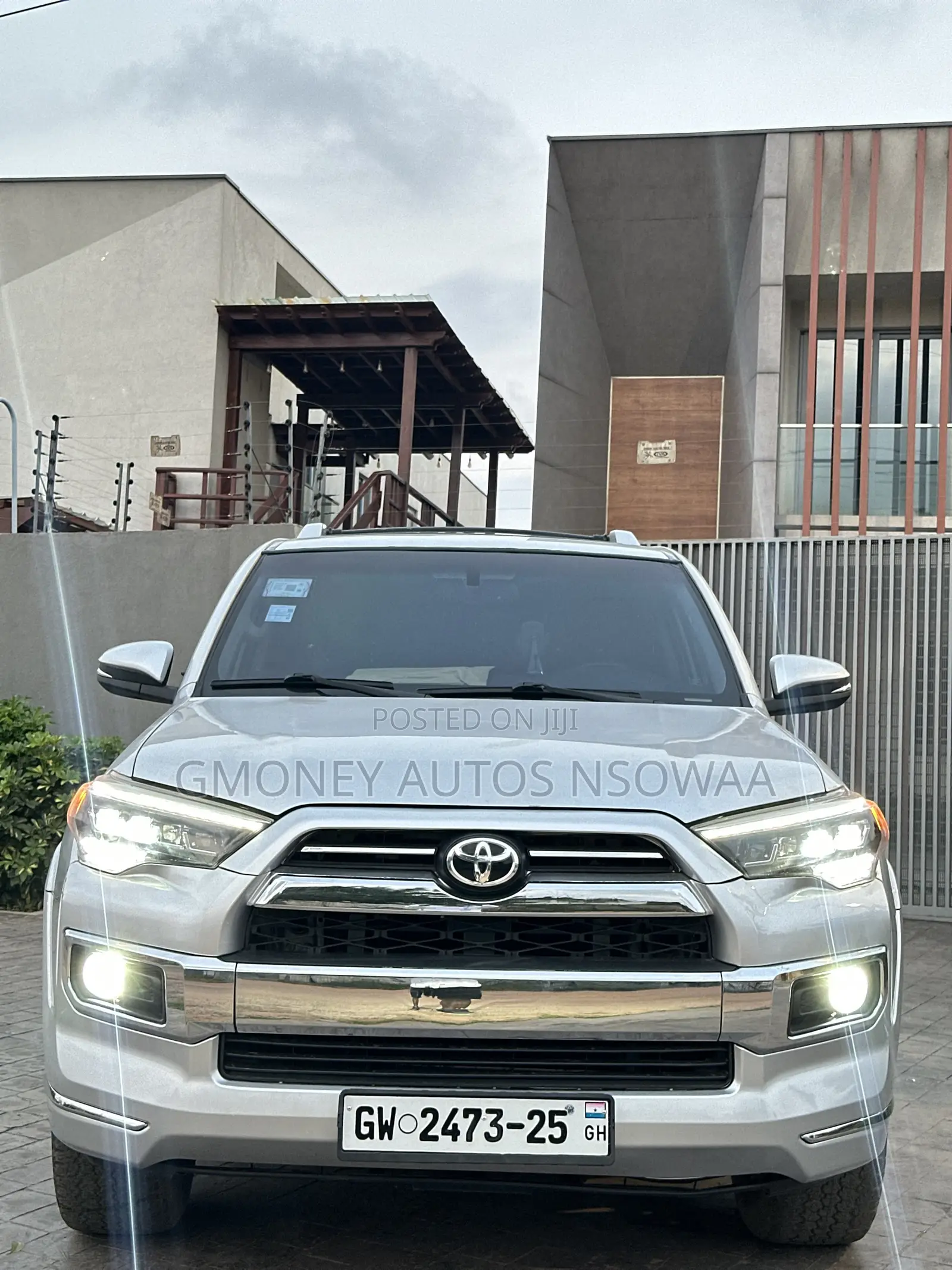 Toyota 4-Runner Limited 2021 Silver