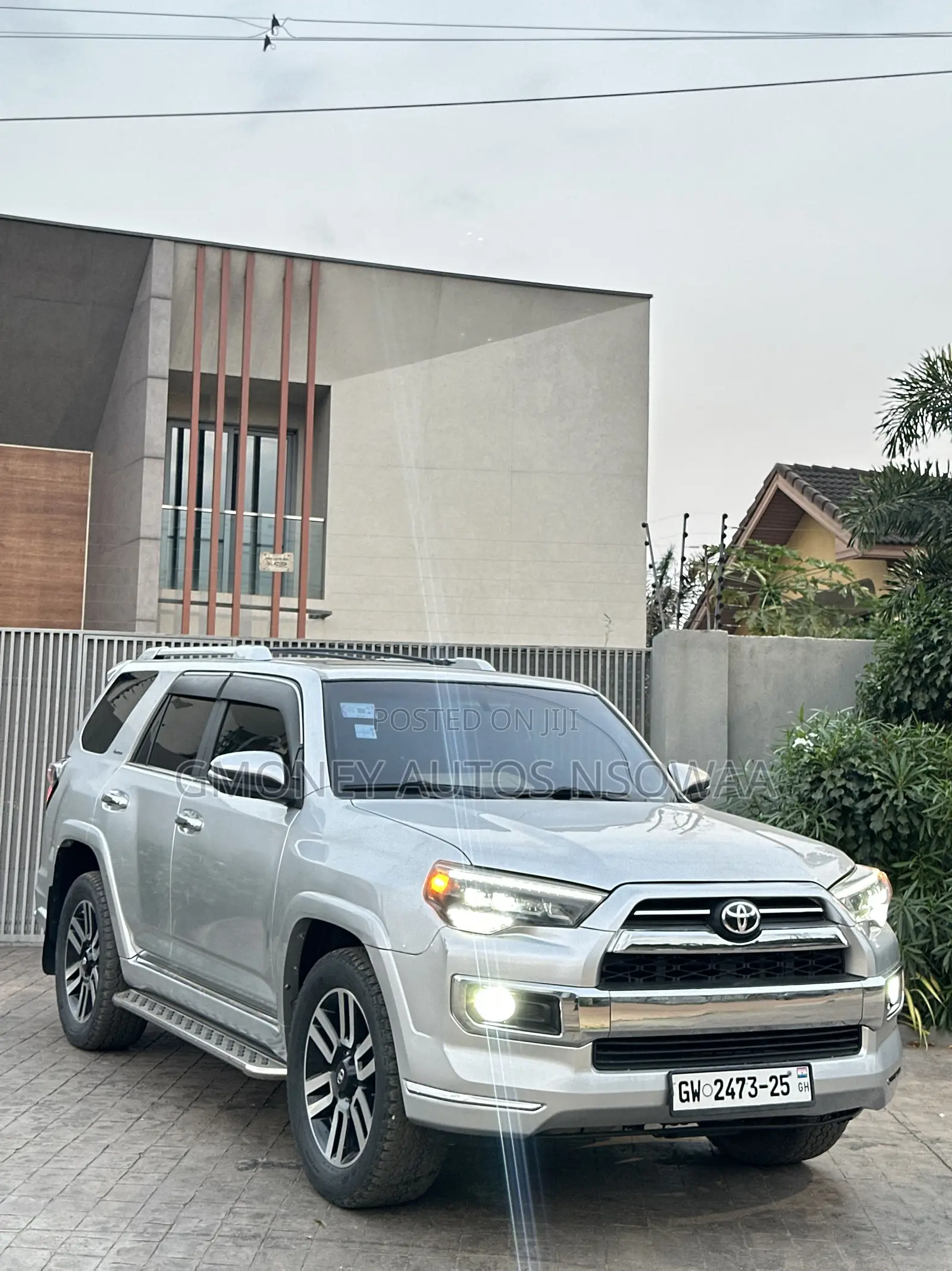 Toyota 4-Runner Limited 2021 Silver