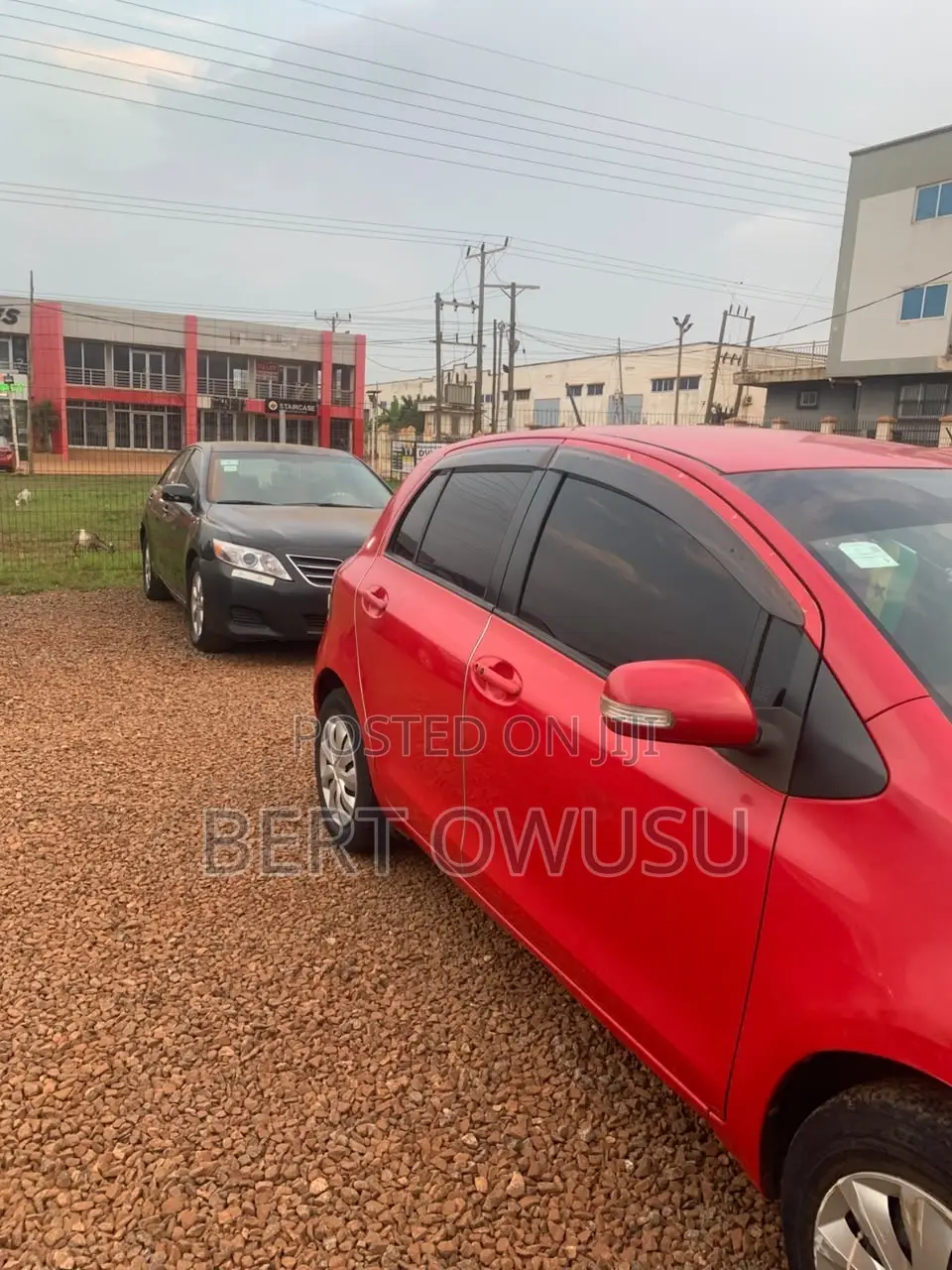 Toyota Vitz 2010 Red