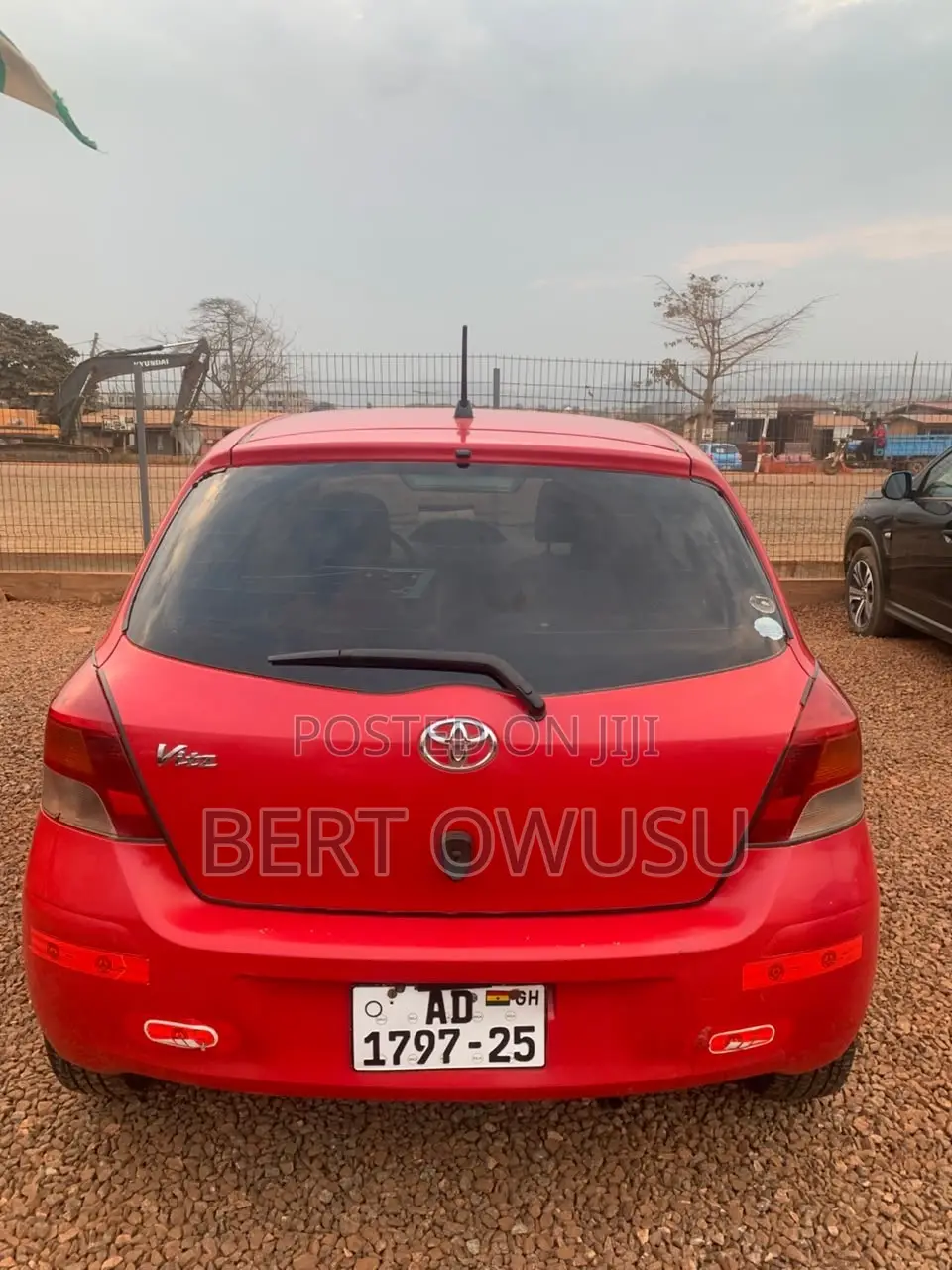 Toyota Vitz 2010 Red