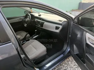 Toyota Corolla 2016 Gray