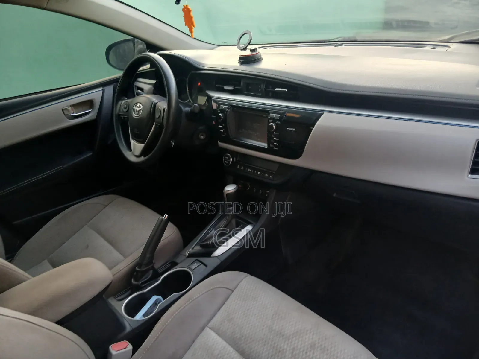 Toyota Corolla 2016 Gray