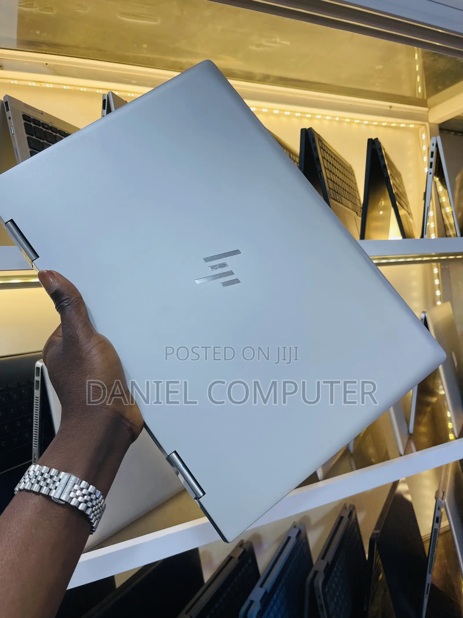 Laptop HP Envy 15-ep0xxx 16GB Intel Core i7 SSD 256GB
