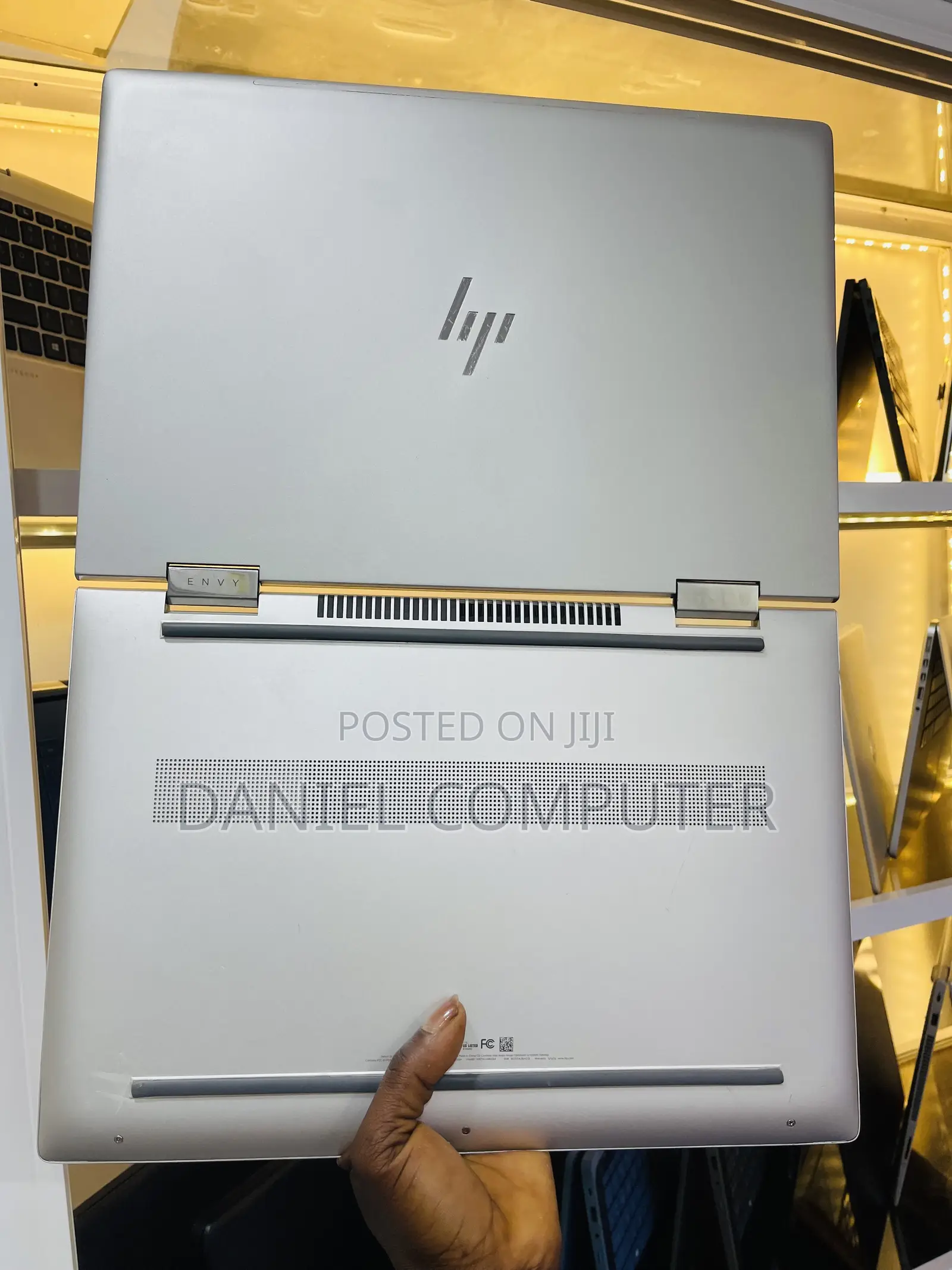 Laptop HP Envy 15-ep0xxx 16GB Intel Core i7 SSD 256GB