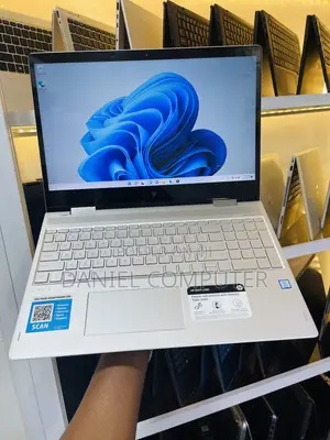 Laptop HP Envy 15-ep0xxx 16GB Intel Core i7 SSD 256GB