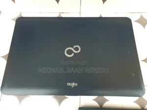 Laptop Fujitsu Amilo Li3910 4GB Intel HDD 250GB