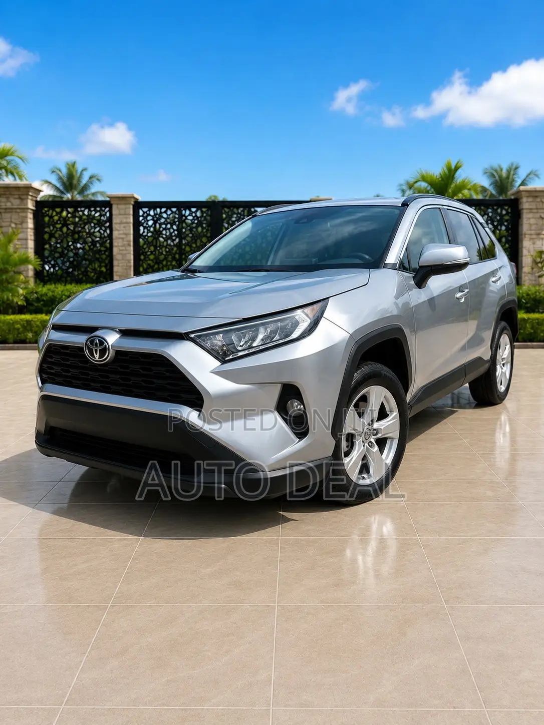 Toyota RAV4 XLE 2021 Silver