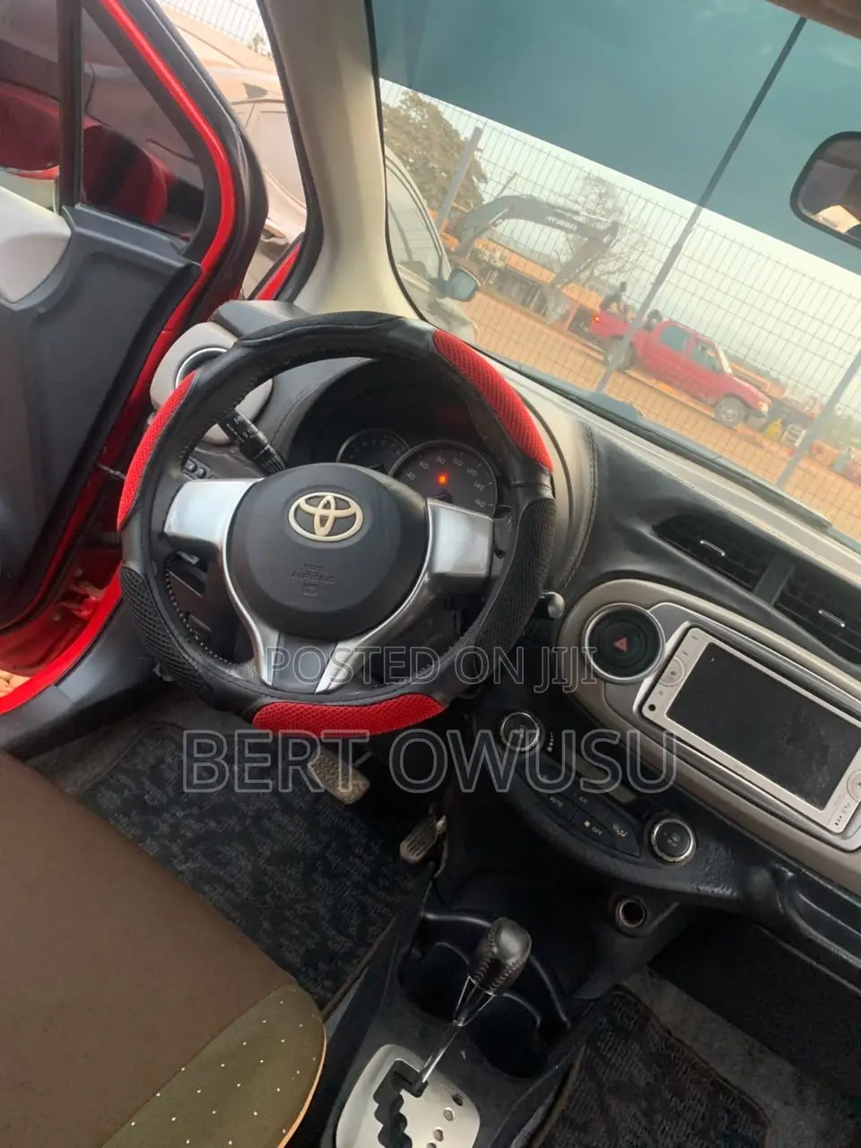 Toyota Vitz 2013 Red