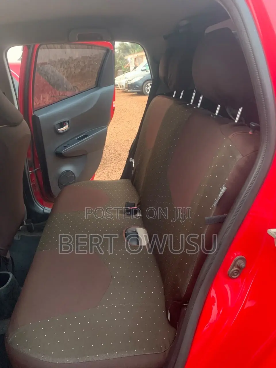 Toyota Vitz 2013 Red