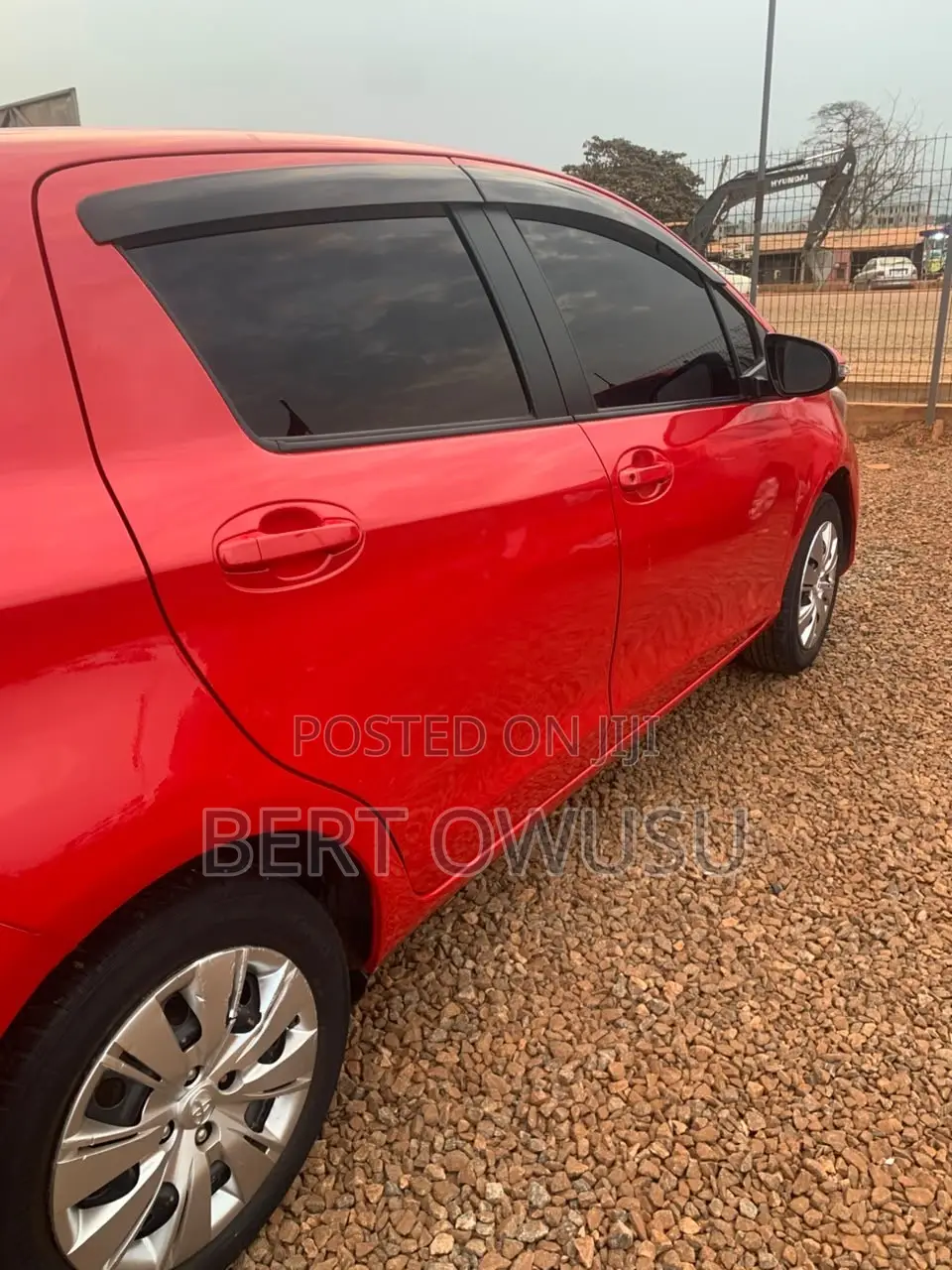 Toyota Vitz 2013 Red